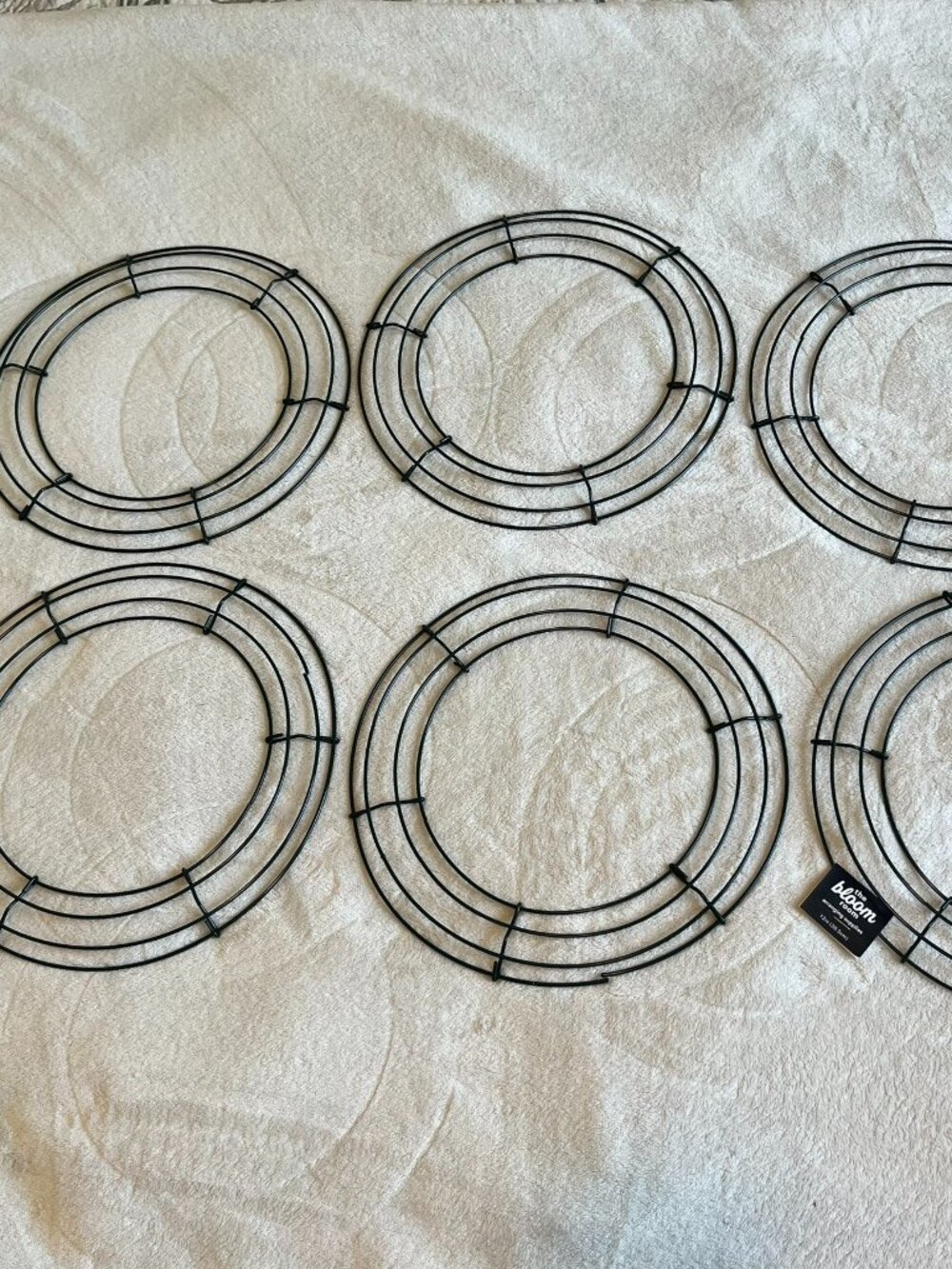 6 Pack Wire Wreath Frame 12 Inch Metal Wreath Form Wreath Ring for Crafts DIY